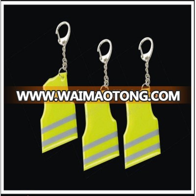 soft PVC reflective pendant custom safety glow in dark PVC hanger